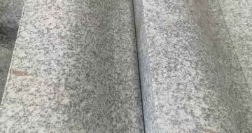 武汉芙蓉白S型拉丝面路沿石