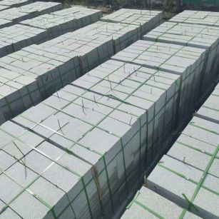 武汉 芝麻白1.8公分火烧300*600地铺，清仓大甩卖