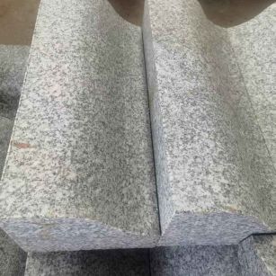 武汉芙蓉白S型拉丝面路沿石