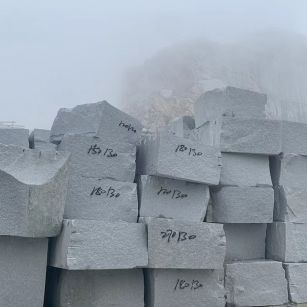 武汉芝麻白花岗石