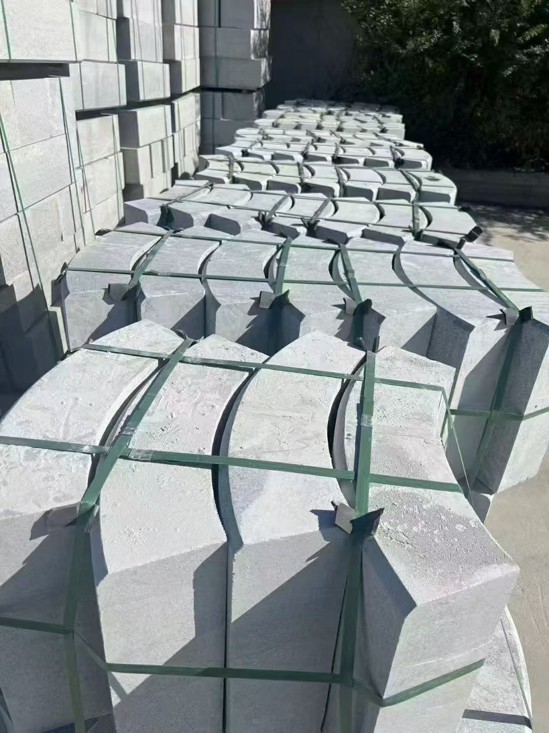 武汉 芝麻灰弧形路沿石