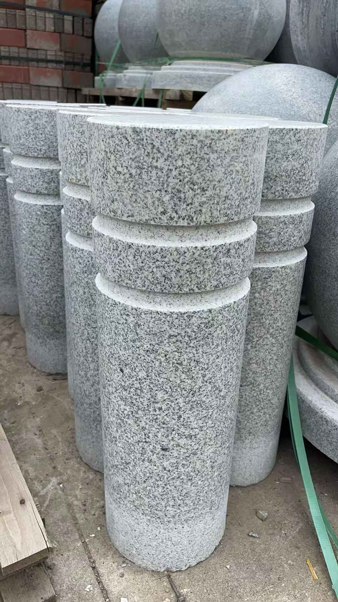 武汉 芝麻白花岗岩挡车柱、隔离柱多少钱
