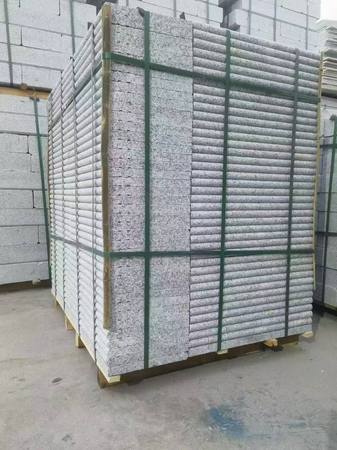 武汉 芙蓉白3公分厚磨圆边、拉槽，楼梯踏步