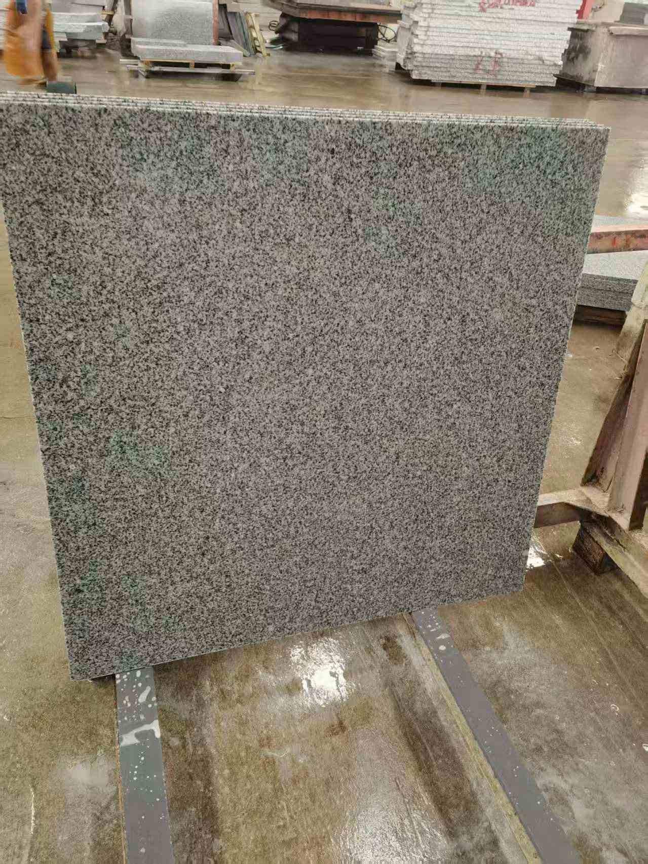 武汉 芝麻白光面900*900，高地铁标准