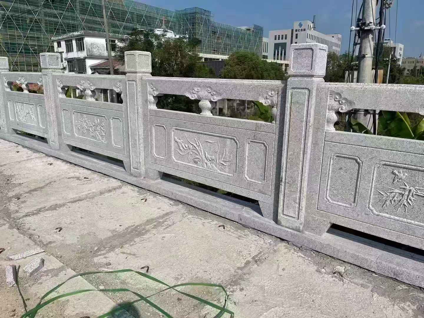 武汉 芝麻白栏杆